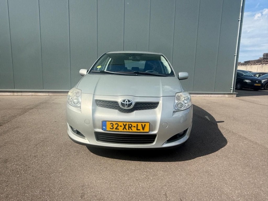 Toyota Auris 1.6-16V Luna CLIMA AIRCO / KEYLESS / TREKHAAK !, Auto's, 450 kg, 4 cilinders, Bedrijf, Handgeschakeld