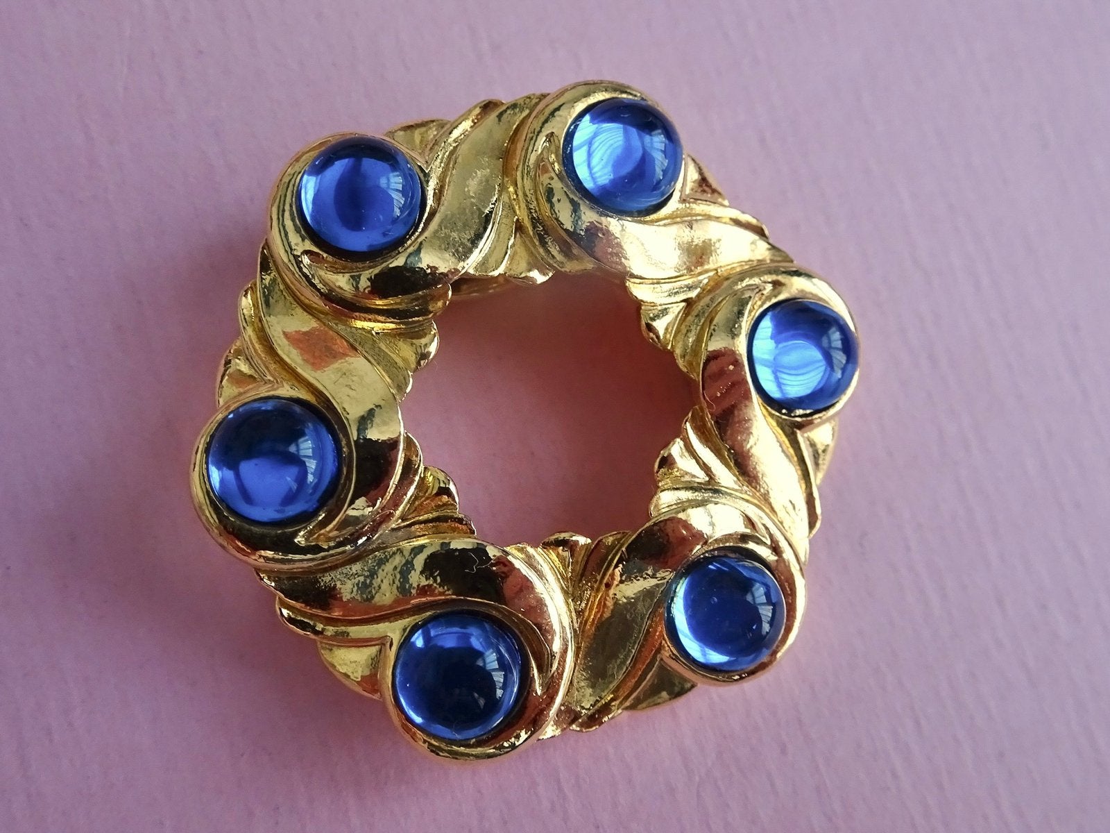 jwg Vintage 50s 60s sjaal dress clip broche goud klr blauw, Verzenden, Overige materialen, Overige typen, Verguld