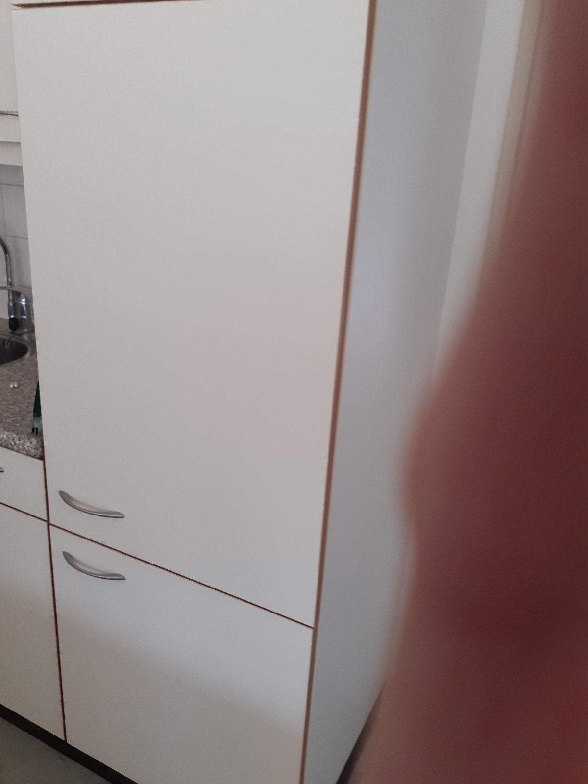 Witte keukenkast met lades en handgrepen, Huis en Inrichting, Keuken | Keukenelementen, Wit, Zo goed als nieuw, 150 tot 200 cm