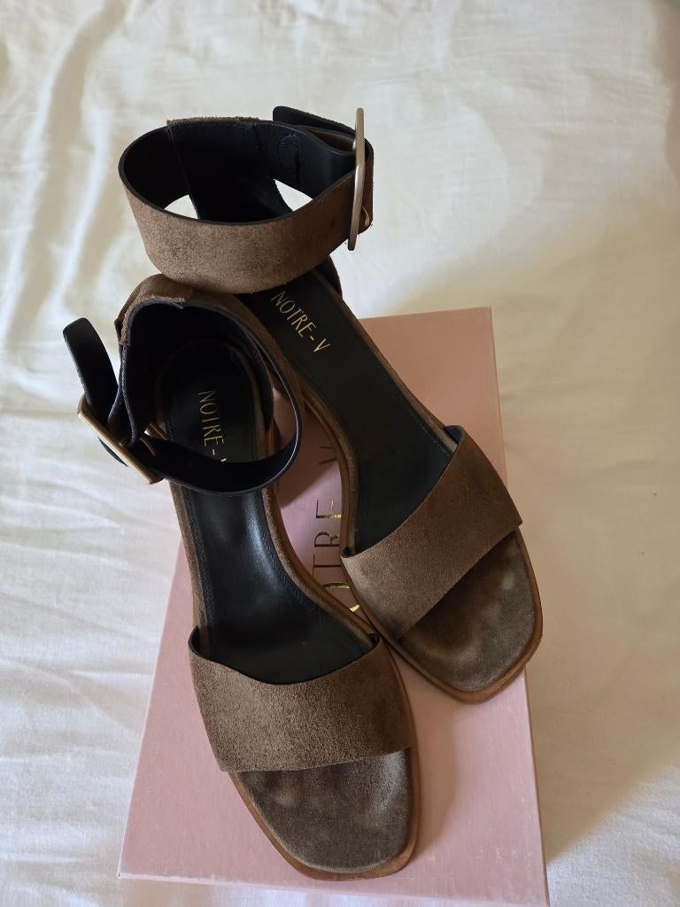 Zomerse hakken van Notre V maat 39, Kleding | Dames, Schoenen, Overige kleuren, Notre V, Ophalen of Verzenden, Zo goed als nieuw