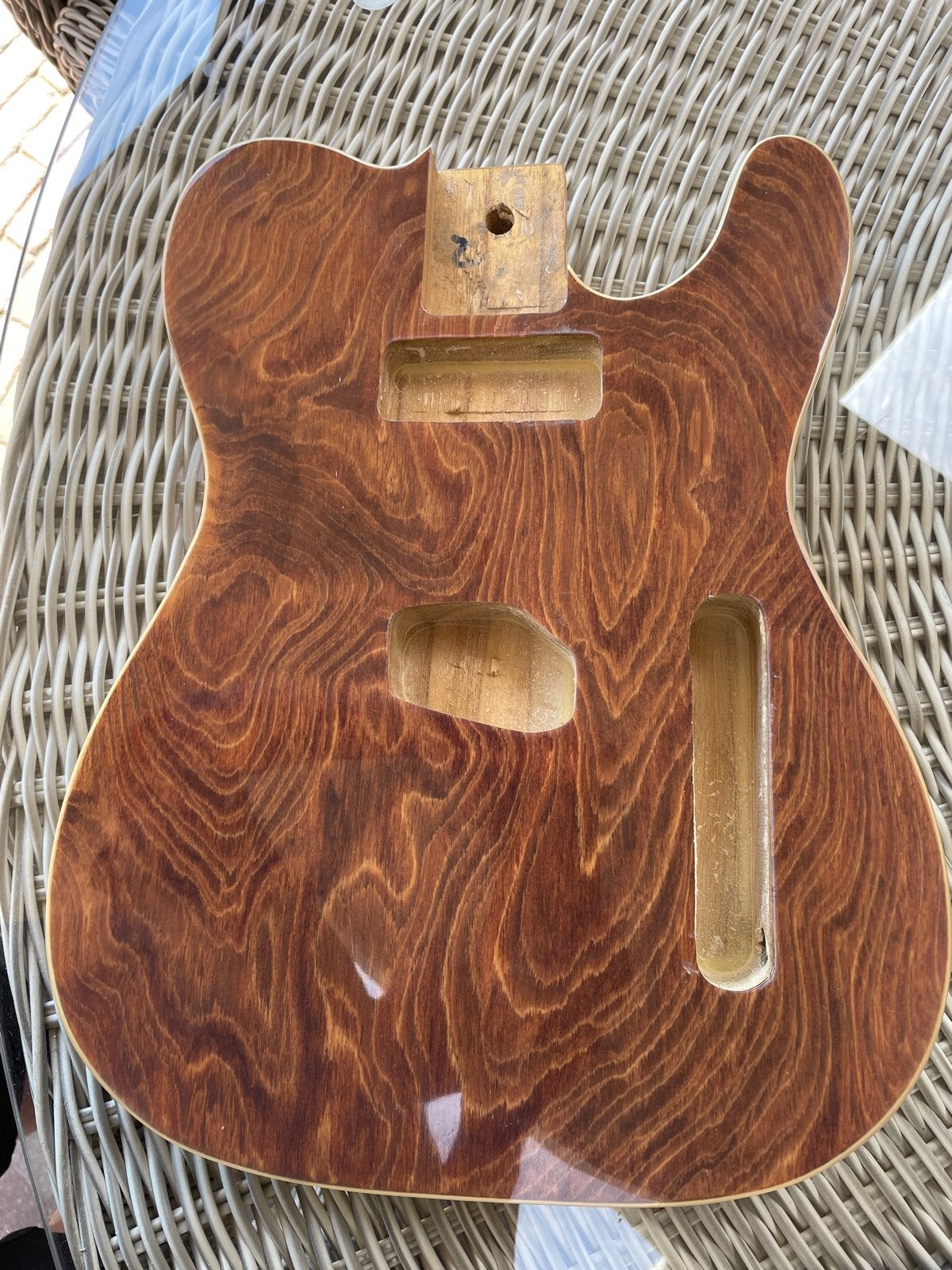 Telecaster gitaar body, pauwlonahout.
