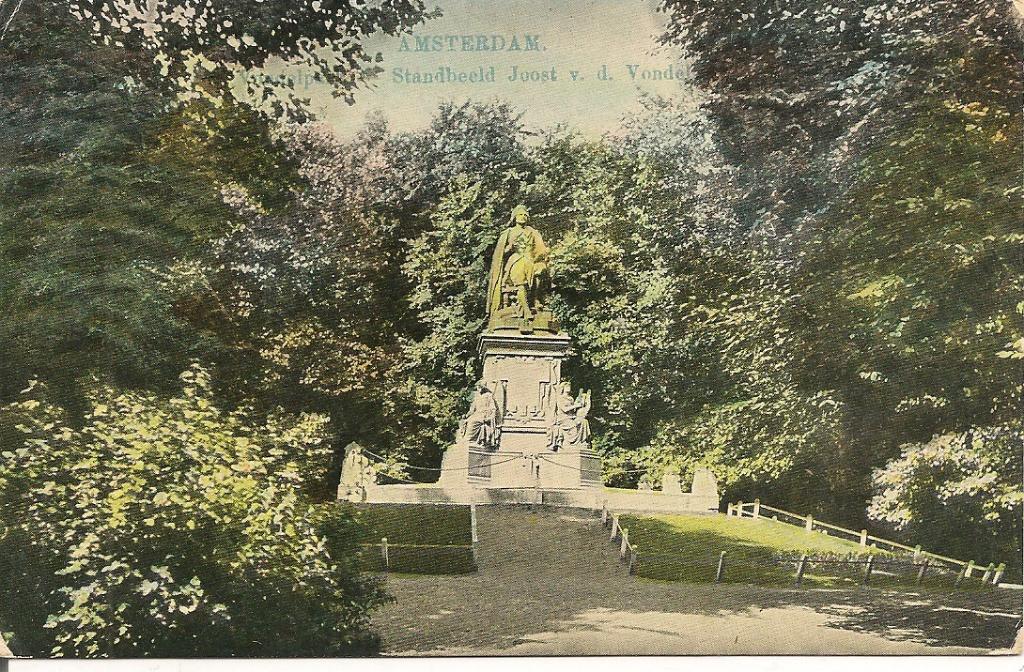 Amsterdam Standbeeld Joost van Vondel.   1911, Ophalen of Verzenden, Voor 1920, Gelopen, Noord-Holland