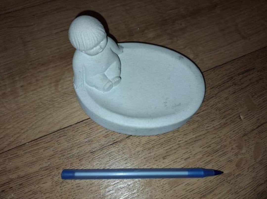 MarBell Stone Art Beeldje Kind - Wit Steen, Overige onderwerpen, Minder dan 20 cm, Ophalen of Verzenden, Handgemaakt
