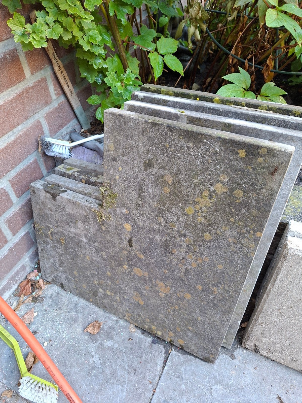 Natuurstenen vijverranden hoeken, Ophalen, Gebruikt
