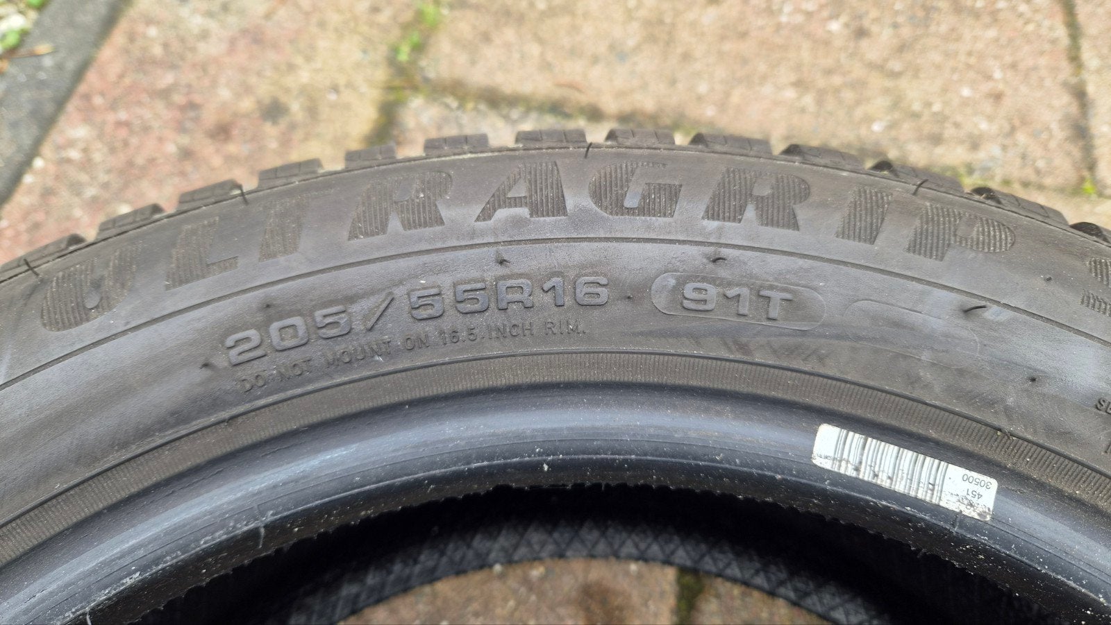 Set Goodyear Ultragrip 9 winterbanden 205/55R16, Ophalen, Gebruikt, 16 inch, Band(en)