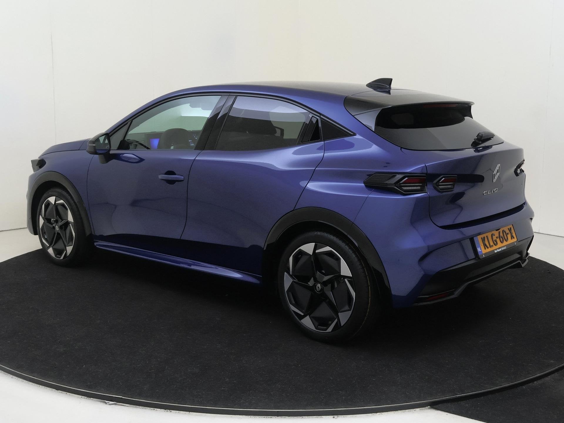 Renault Clio 1.2 TCe 115 techno | Parkeersensoren | Navigati, Euro 6, Blauw, Bedrijf, Handgeschakeld