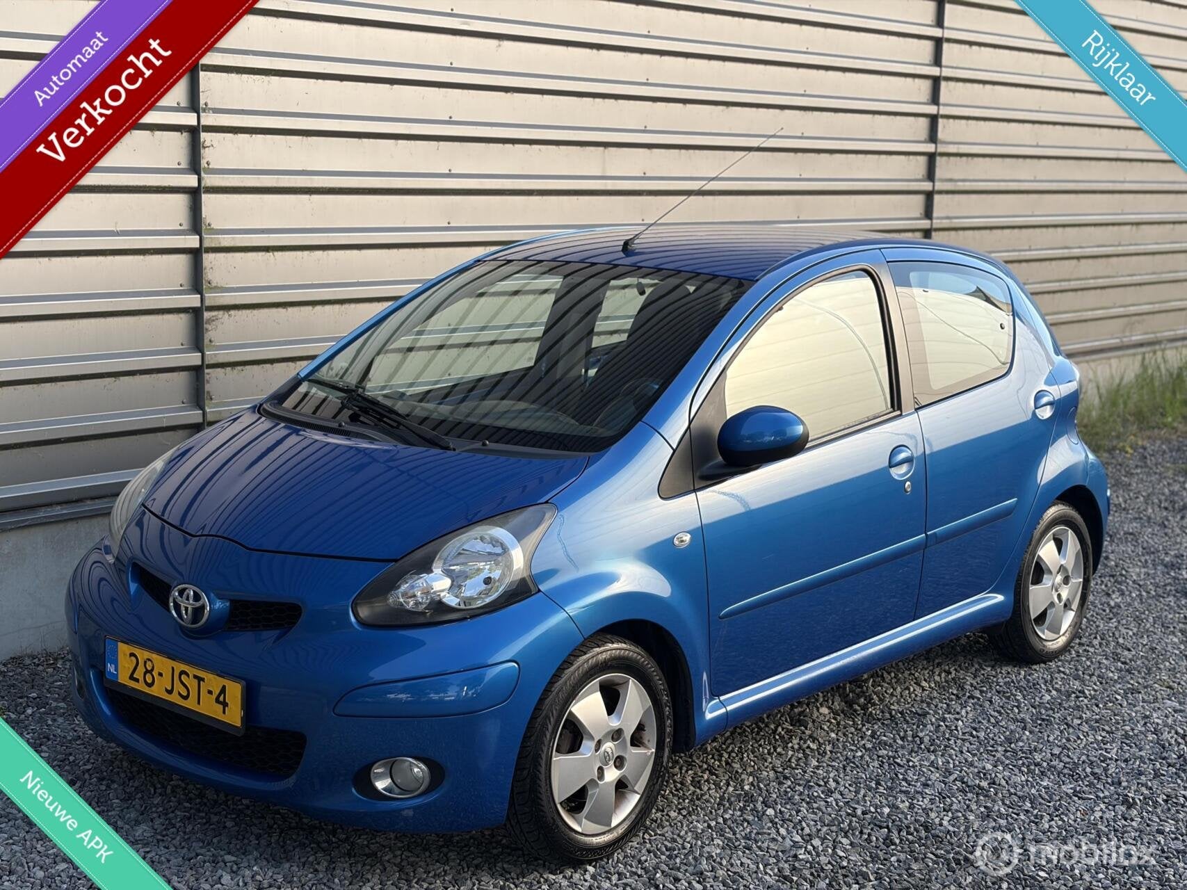 Toyota Aygo 1.0-12V Dynamic Blue AUTOMAAT|NW APK|AIRCO|ELEK, Gebruikt, 68 pk, Origineel Nederlands, Bedrijf