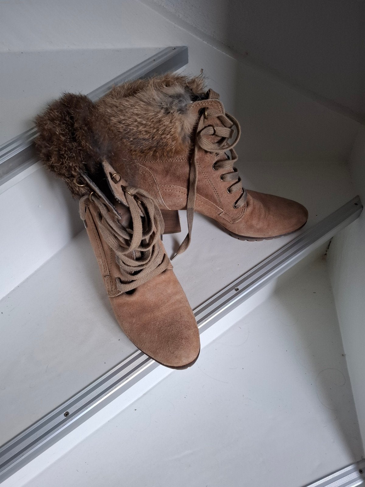 leren suede veterschoen laarsje maat 39 SI, Ophalen, Beige, Lage of Enkellaarzen, Zo goed als nieuw