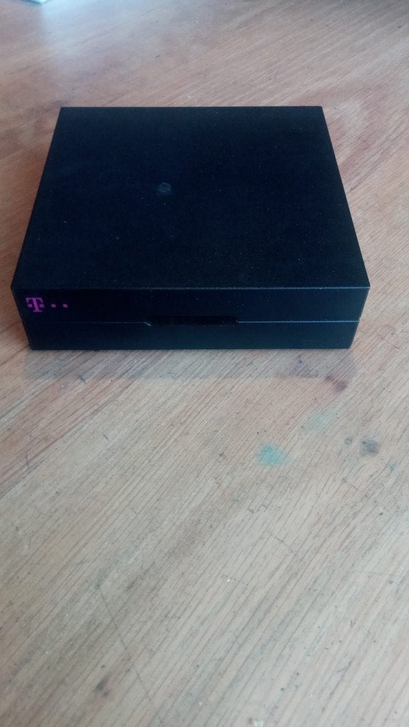 2 stuks Amino iptv- setupbox van t-mobile, Ophalen of Verzenden, Zo goed als nieuw