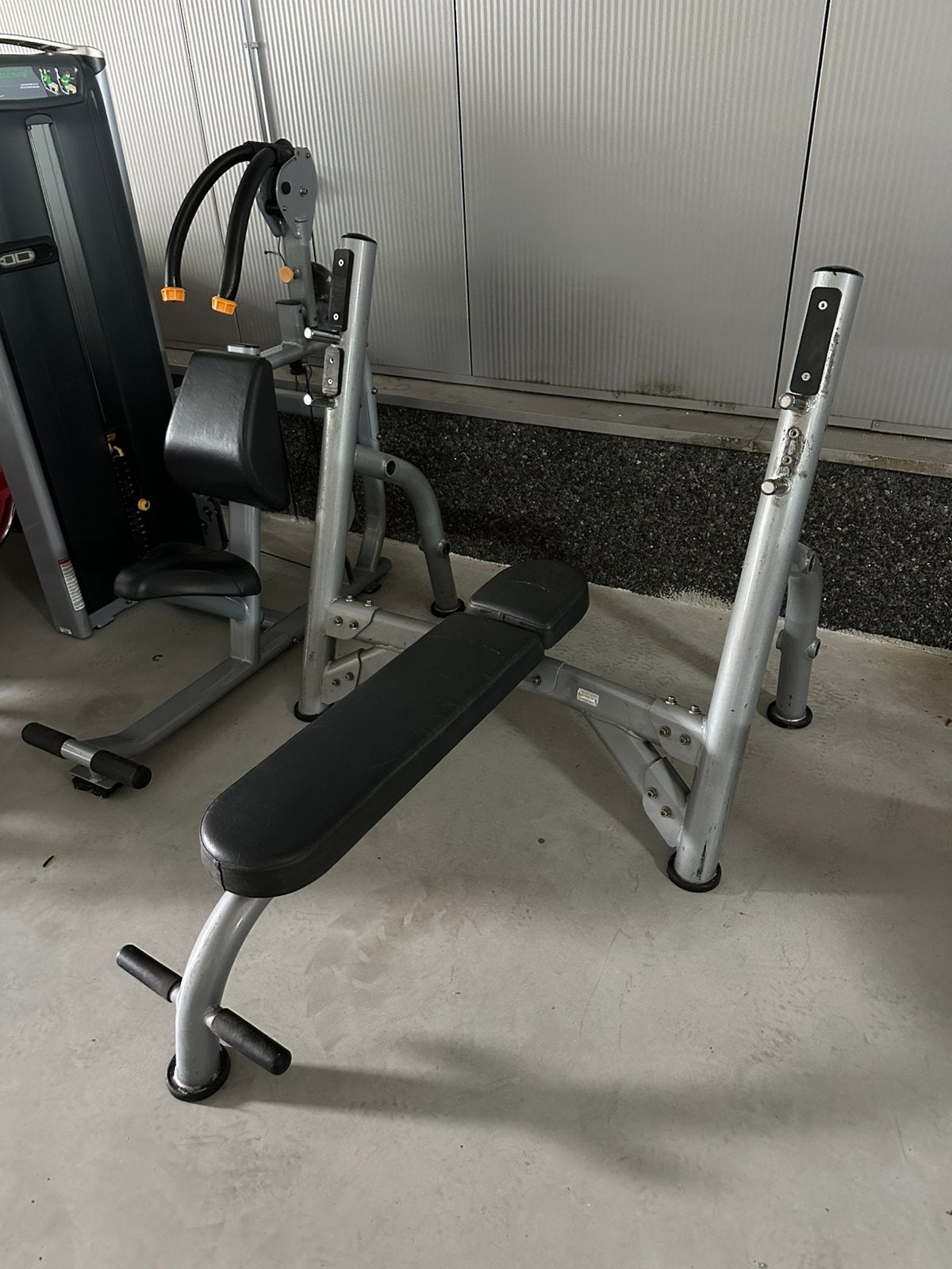 Halterbank/benchpress MATRIX, Sport en Fitness, Fitnessmaterialen, Ophalen of Verzenden, Zo goed als nieuw, Fitnessbank