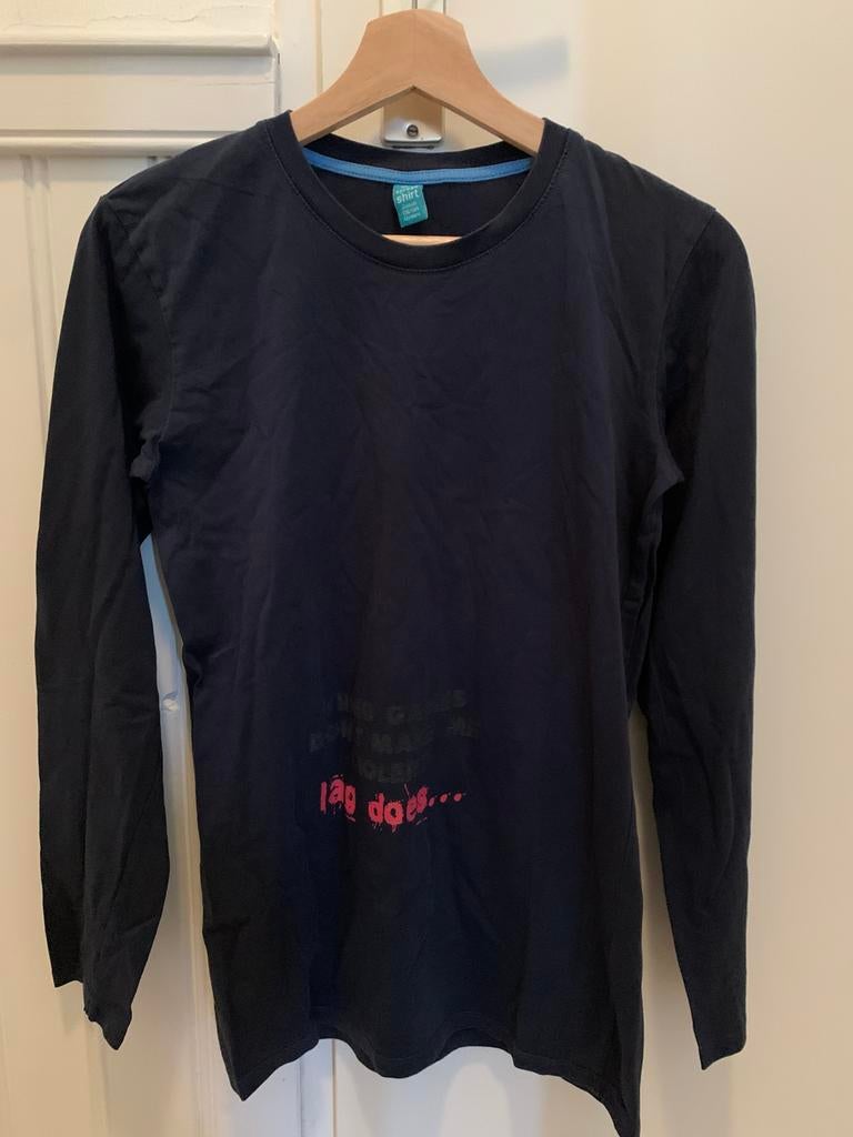 Donkerblauw/zwart shirt van Spread shirt, Ophalen of Verzenden, Zo goed als nieuw, Jongen, Shirt of Longsleeve