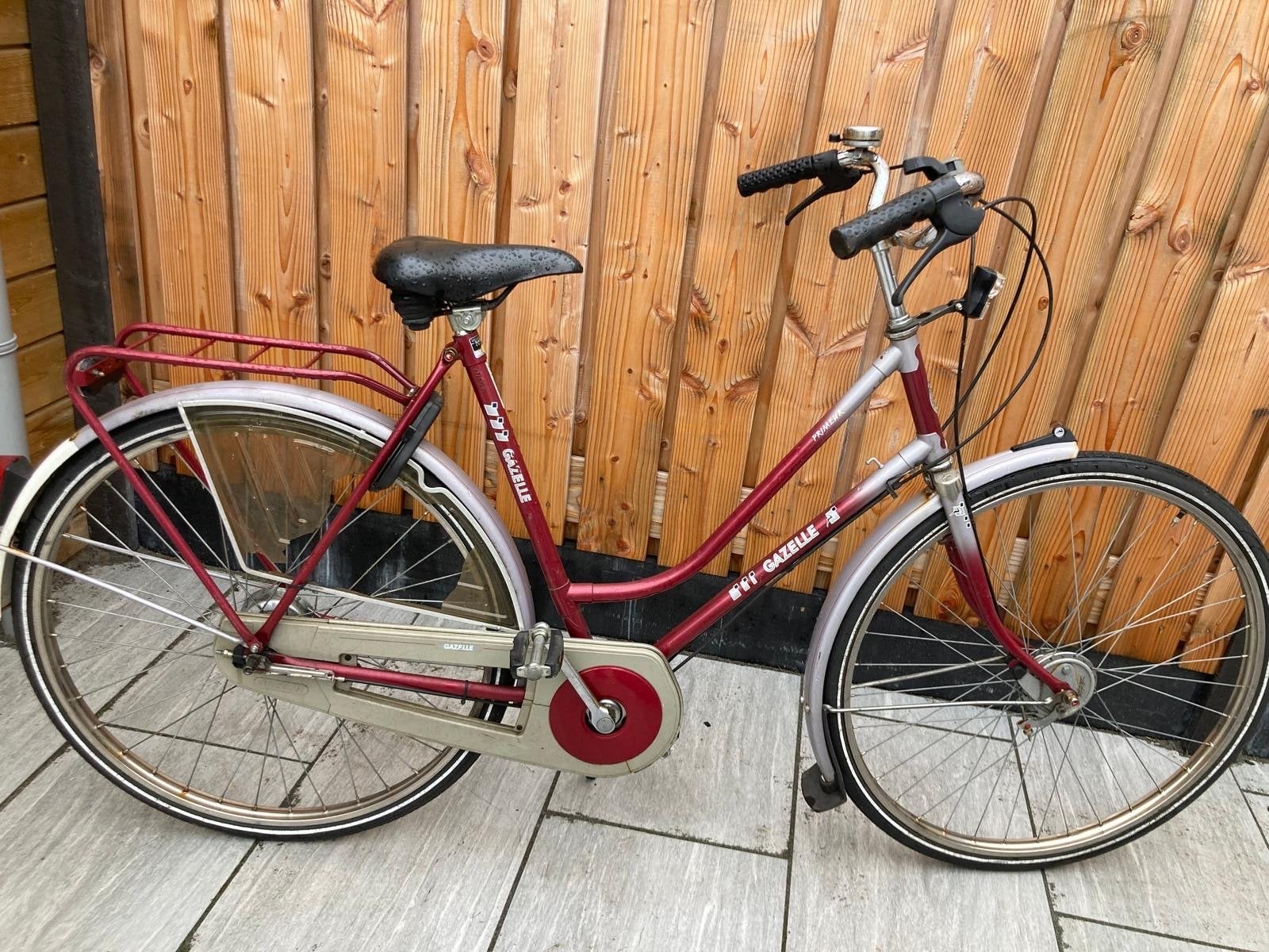 Gazelle damesfiets met versnellingen en slot, Ophalen, Terugtraprem, Versnellingen, Gazelle