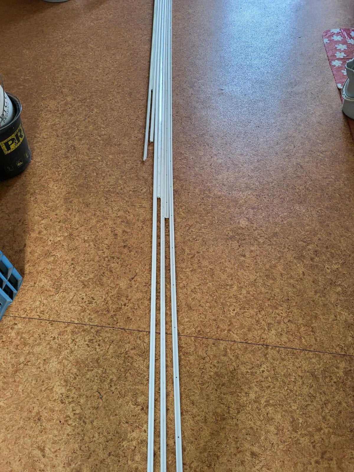 gratis kunststof rail, Ophalen, Kunststof