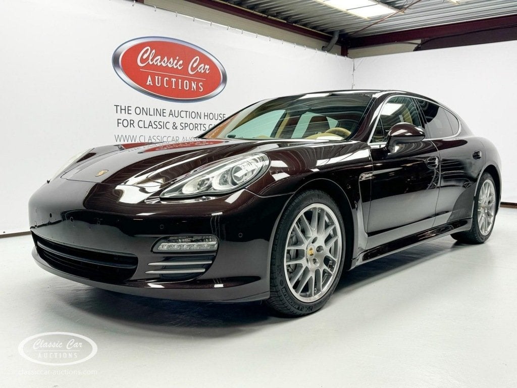Porsche PANAMERA 4.8 4S - 67896 Km  - ONLINE AUCTION, Auto's, Automaat, Gebruikt, Bruin, Bedrijf