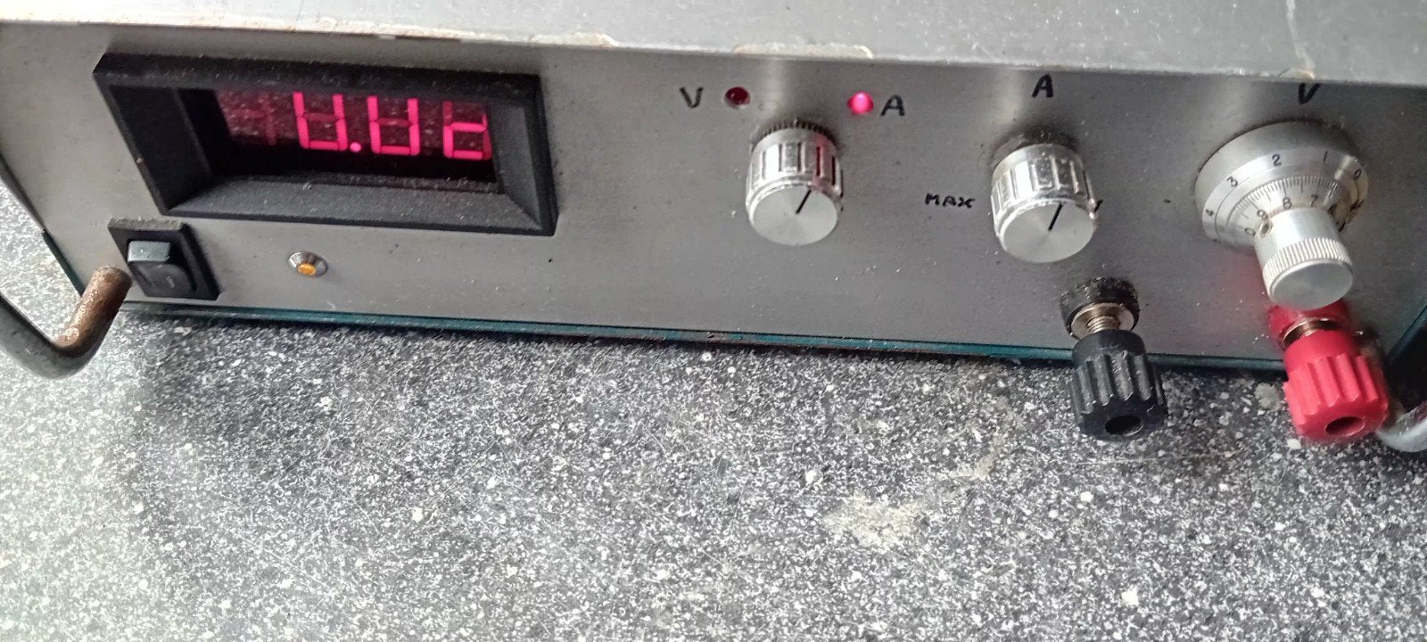 Regelbare Voeding - Labvoeding met Digitale Display, Ophalen of Verzenden, Gebruikt