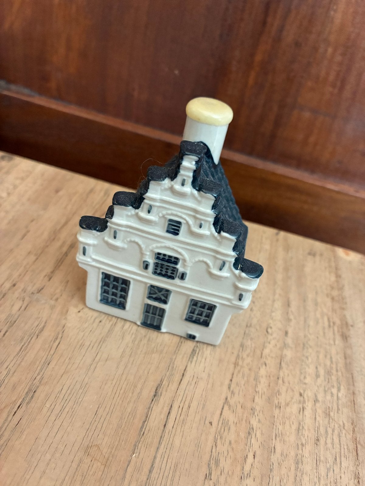 KLM Huisje 94 - Delfts Blauw - 2018, Ophalen, Zo goed als nieuw, 81 t/m 91