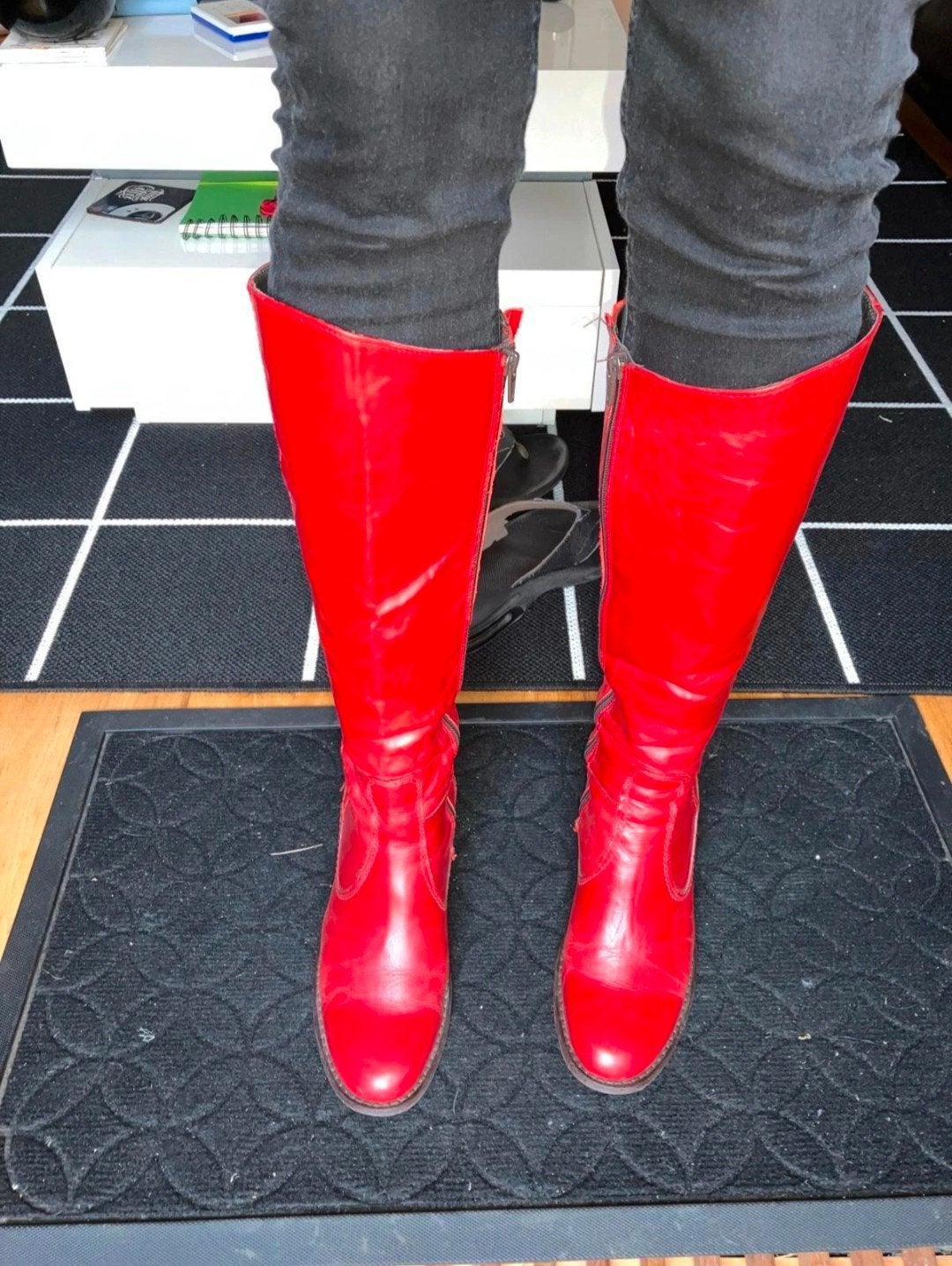 leren laarzen, Hoge laarzen, Ophalen of Verzenden, Zo goed als nieuw, Rood