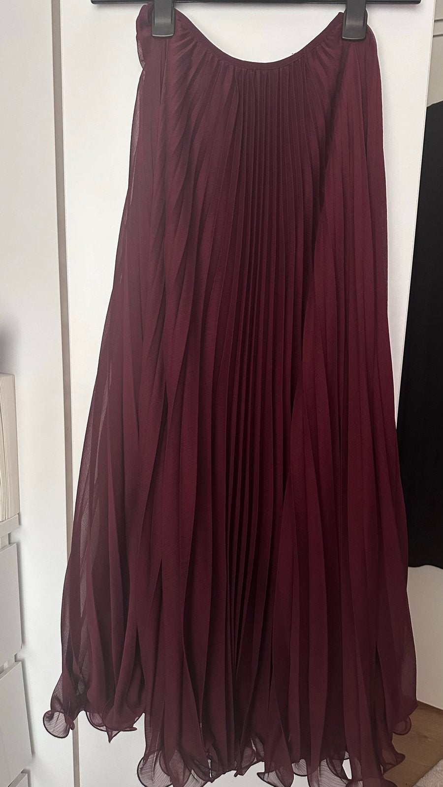 H&M Plissé Rok - Zo goed als nieuw, Kleding | Dames, Rokken, Ophalen of Verzenden, Zo goed als nieuw, Rood