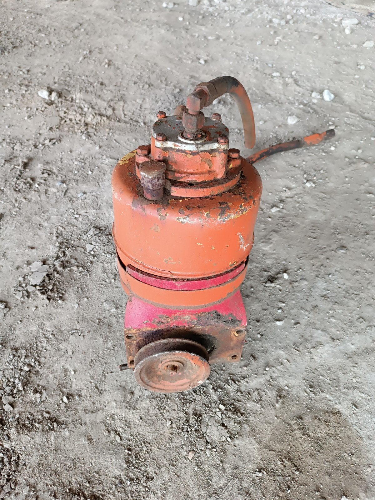 Hydraulische pomp met tank - met v snaar, Ophalen