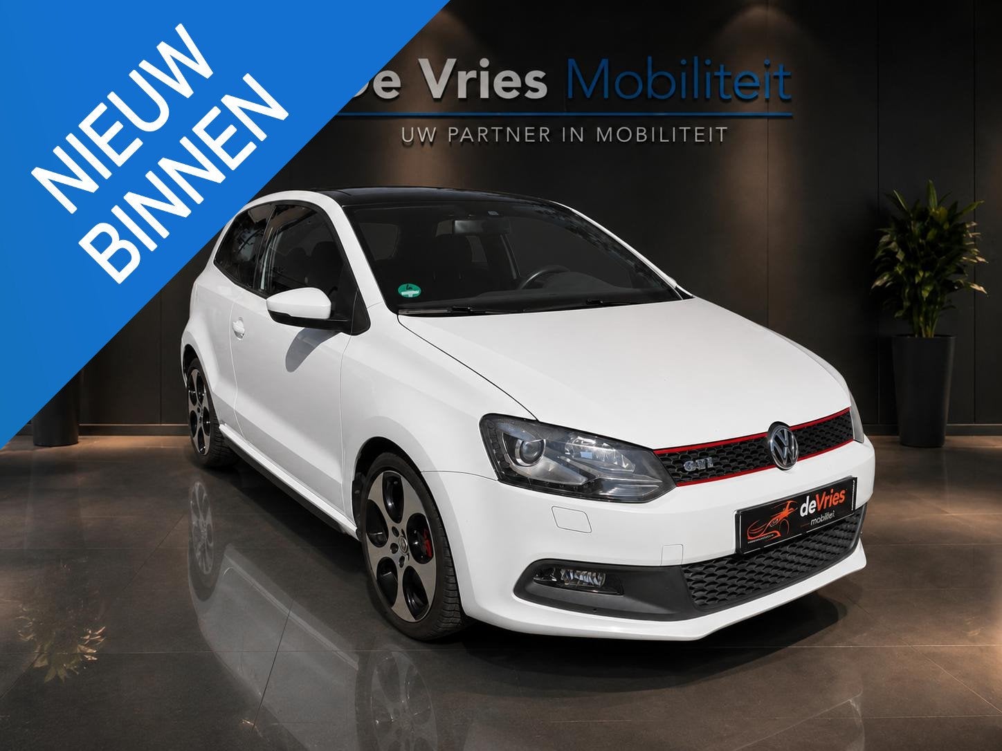 Volkswagen Polo 1.4 TSI GTI *PANO-CLIMA-CRUISECTRL*, Euro 5, Stof, Zwart, 4 cilinders