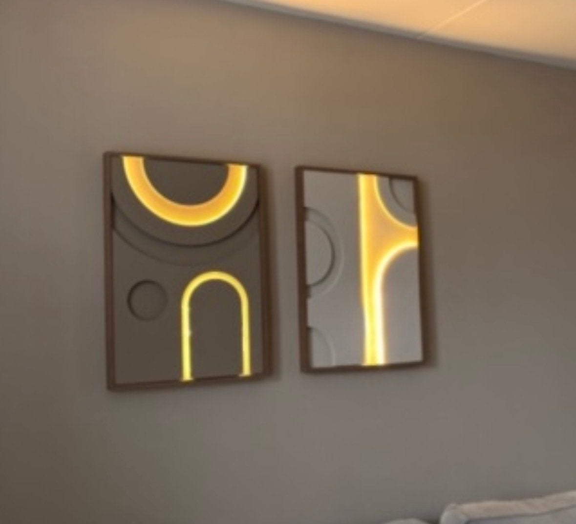 2 Luxe Schilderijen met LED Verlichting, 50 – 75, Gebruikt, Ophalen of Verzenden, Schilderij