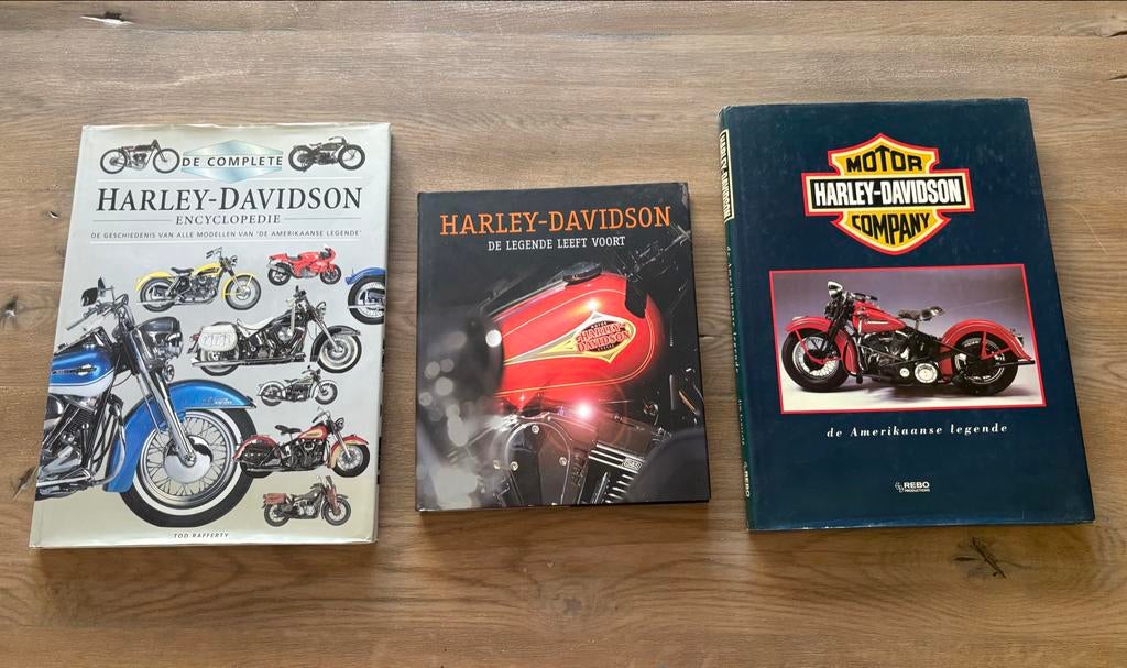 Harley-Davidson Boeken: Encyclopedie, Legende Leeft Voort, Ophalen, Gelezen, Algemeen