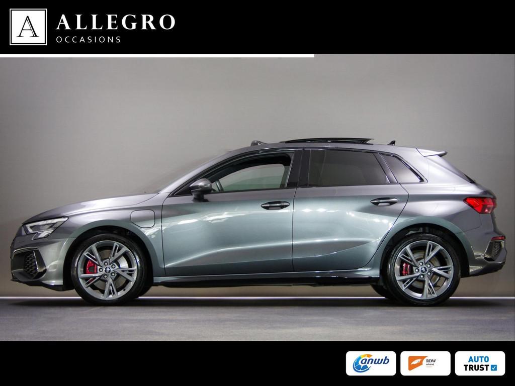 Audi A3 Sportback 45 TFSI e S-Line Edition Competition (BANG, Gebruikt, 4 cilinders, Leder en Stof, Hybride Elektrisch/Benzine