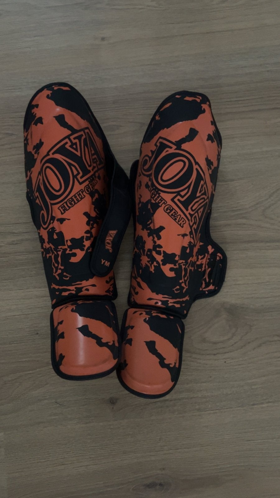 Joya Fight Gear scheenbeschermers en bokshandschoenen, Ophalen, Gebruikt, Overige, Vechtsportbescherming