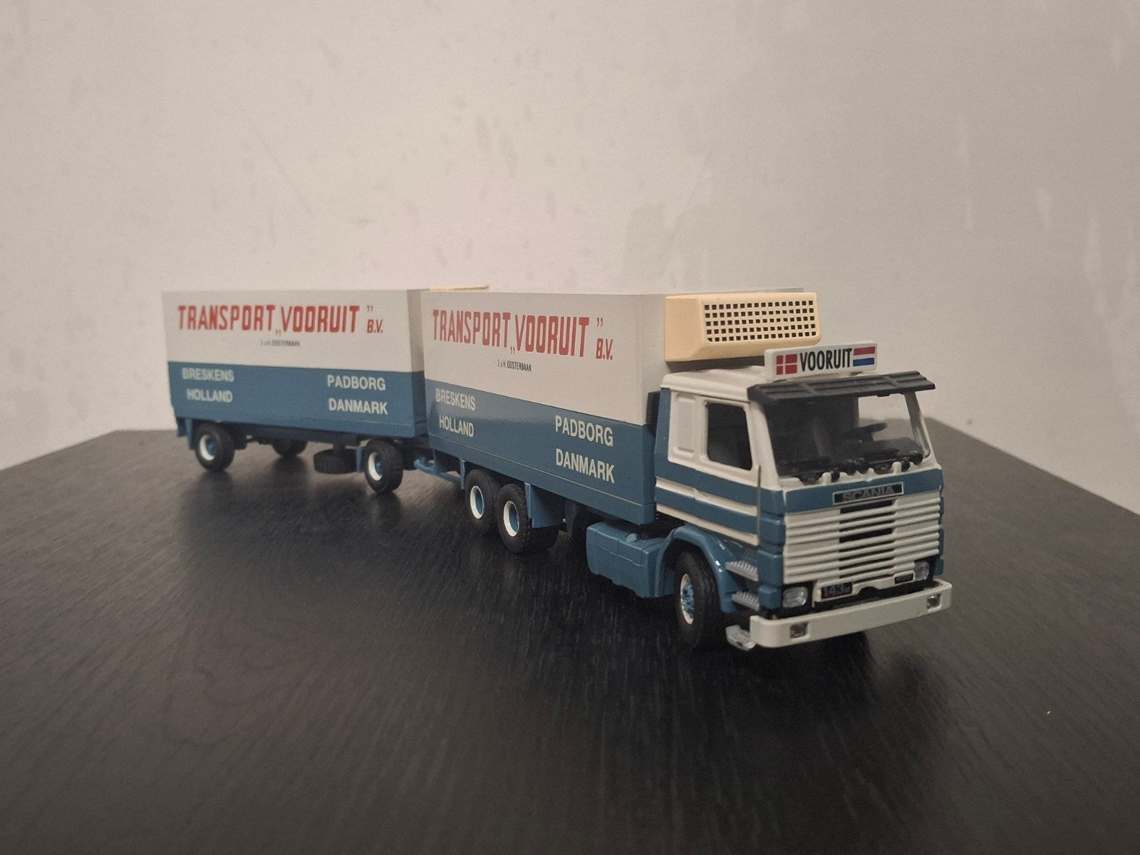 Tekno Scania 143M Transport Vooruit Breskens, Hobby en Vrije tijd, Modelauto's | 1:50, Ophalen of Verzenden, Zo goed als nieuw