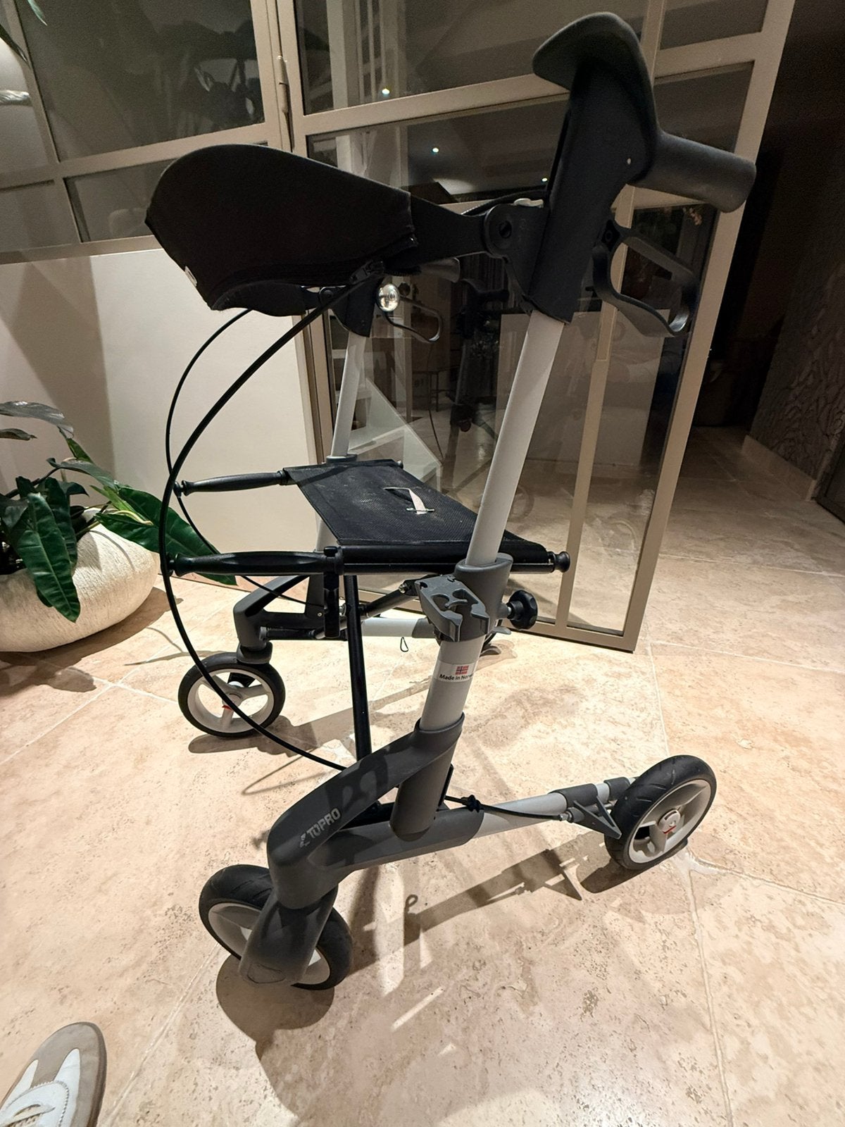 Luxe TOPRO Troja 5G Rollator (Maat S)  + Torpo rugband, tas, Diversen, Ophalen, Lichtgewicht, Zo goed als nieuw