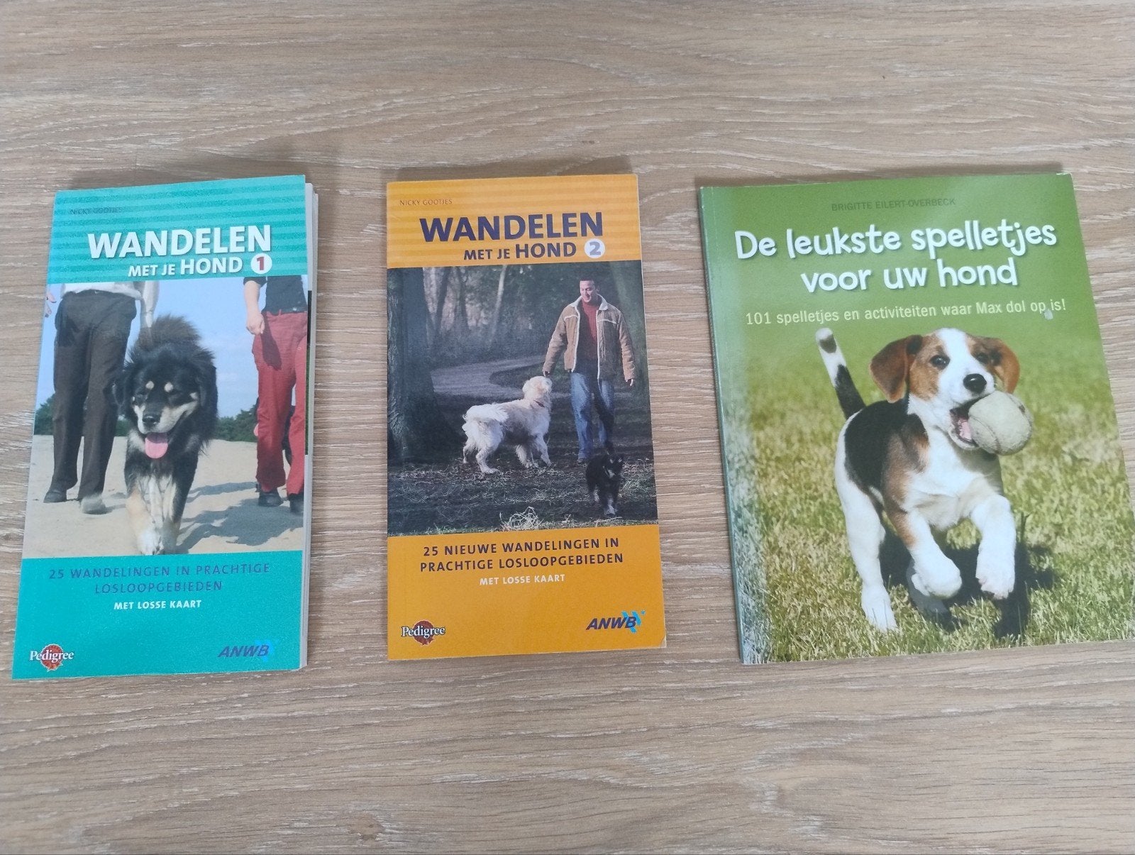 Drie boeken hond, Gelezen, Honden, Ophalen of Verzenden, Brigitte Eilert