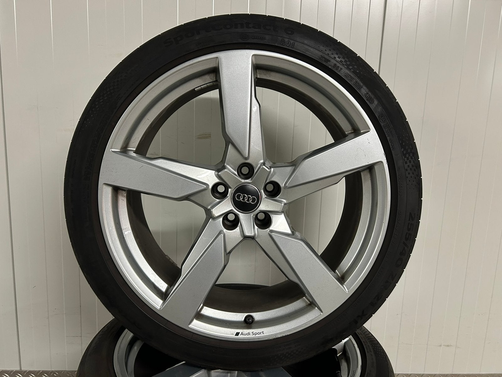 Originele Audi Q5 SQ5 FY 21 inch sport Continental 2022, Auto-onderdelen, Banden en Velgen, Ophalen, Audi, Gebruikt, 255 mm
