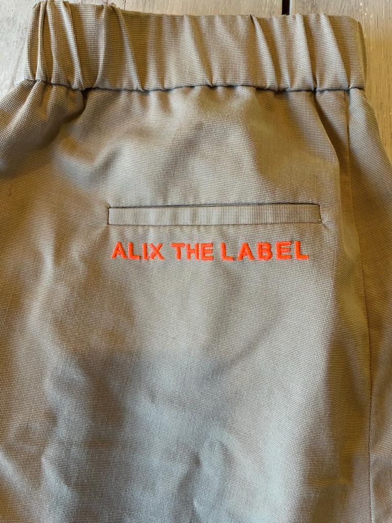 Alix The Label broek met split - Zo goed als nieuw, Maat 38/40 (M), Beige, Ophalen of Verzenden, Zo goed als nieuw
