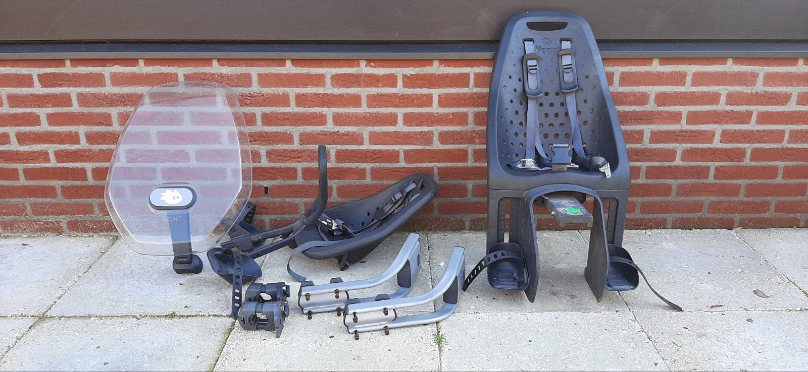 Complete set: 2 originele Yepp fietszitjes (voor & achter), Fietsen en Brommers, Fietsaccessoires | Fietsstoeltjes, Achterzitje
