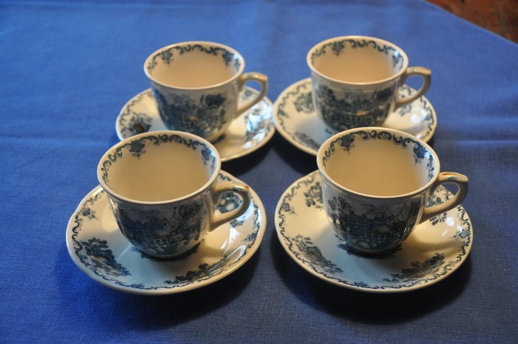 MASON KOP EN SCHOTELS, Huis en Inrichting, Keuken | Servies, Gebruikt, Ophalen of Verzenden, Wedgwood, Kop(pen) en/of Schotel(s)
