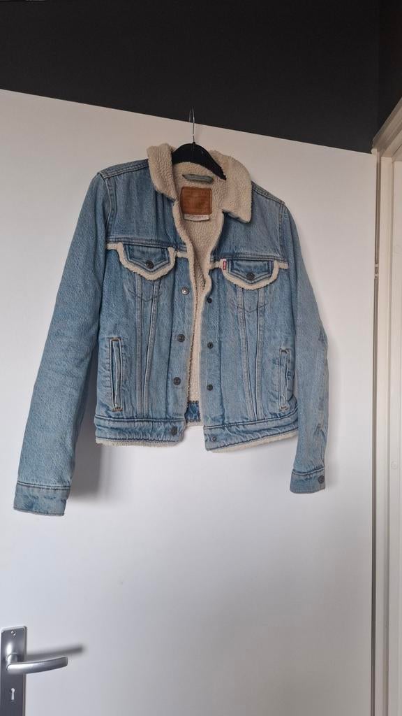 Levi's spijkerjas met teddy voering • maat XS, Ophalen of Verzenden, Gedragen, Blauw
