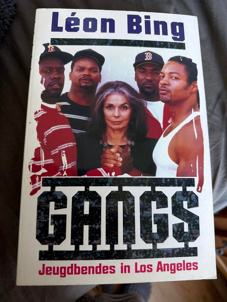 NK1.   Gangs: Jeugdbendes in Los Angeles - Léon Bing, Ophalen of Verzenden, Zo goed als nieuw