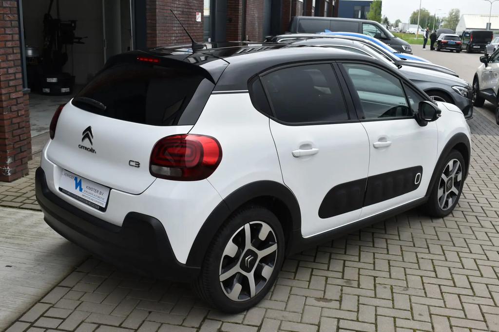 Citroën C3 1.2 PureTech S&S Shine € 7.450,00, Voorwielaandrijving, 1025 kg, 1199 cc, Wit