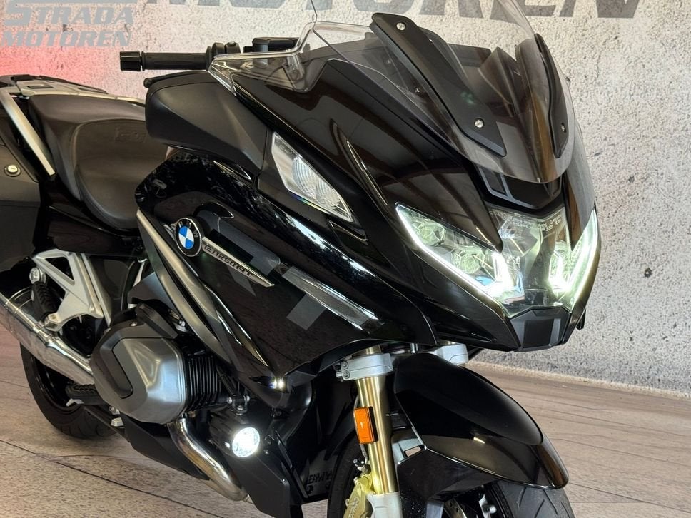 BMW R 1250 RT (bj 2024), 2 cilinders, 1254 cc, Bedrijf, Onbekend
