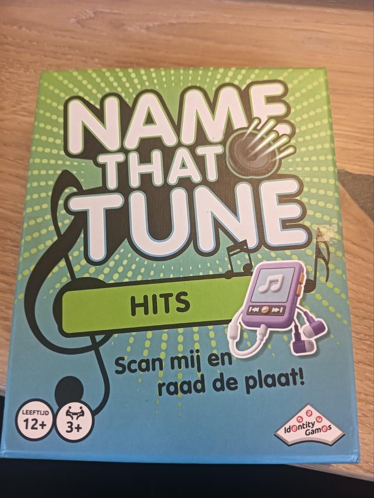 Name That Tune Hits - Raad de Plaat Muziekspel, Hobby en Vrije tijd, Gezelschapsspellen | Bordspellen, Gebruikt, Drie of vier spelers