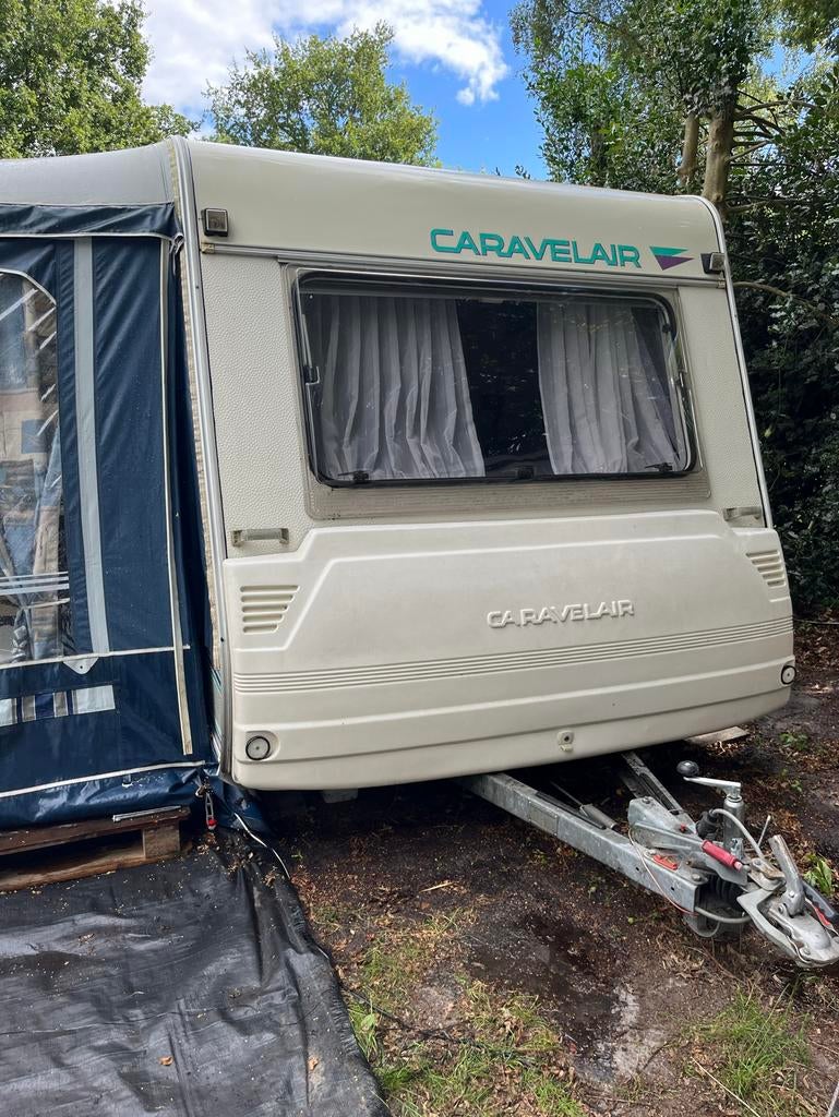 Caravelair Bamba 330 EK met voortenten en luifel, Luifel, Tot en met 2, Particulier, Hefbed