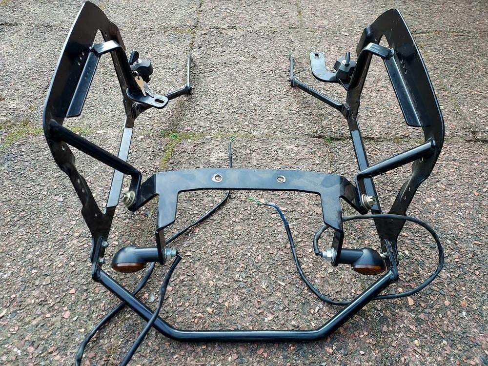 Honda XRV 750 SW-Motech universeel kofferrek systeem + slot, Motoren, Accessoires | Koffers en Tassen, Verzenden, Zo goed als nieuw