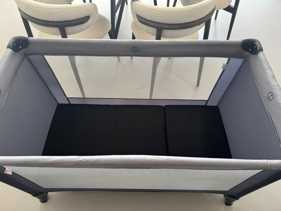 Qute Q-Sleep Campingbed met opvouwbare matras, Ophalen, Zo goed als nieuw, Rechthoekig