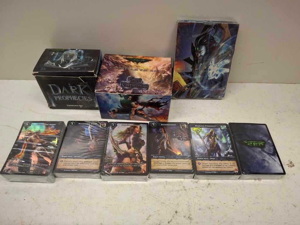 9 sets kaarten van Shadow Era, Hobby en Vrije tijd, Verzamelkaartspellen | Overige, Ophalen of Verzenden, Meerdere kaarten