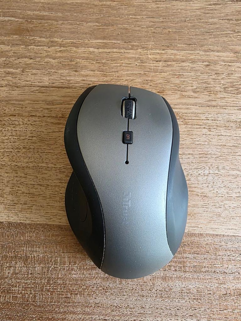 Trust Muis Draadloos - Ergonomisch en Comfortabel, Muis, Gebruikt, Ergonomisch, Ophalen of Verzenden