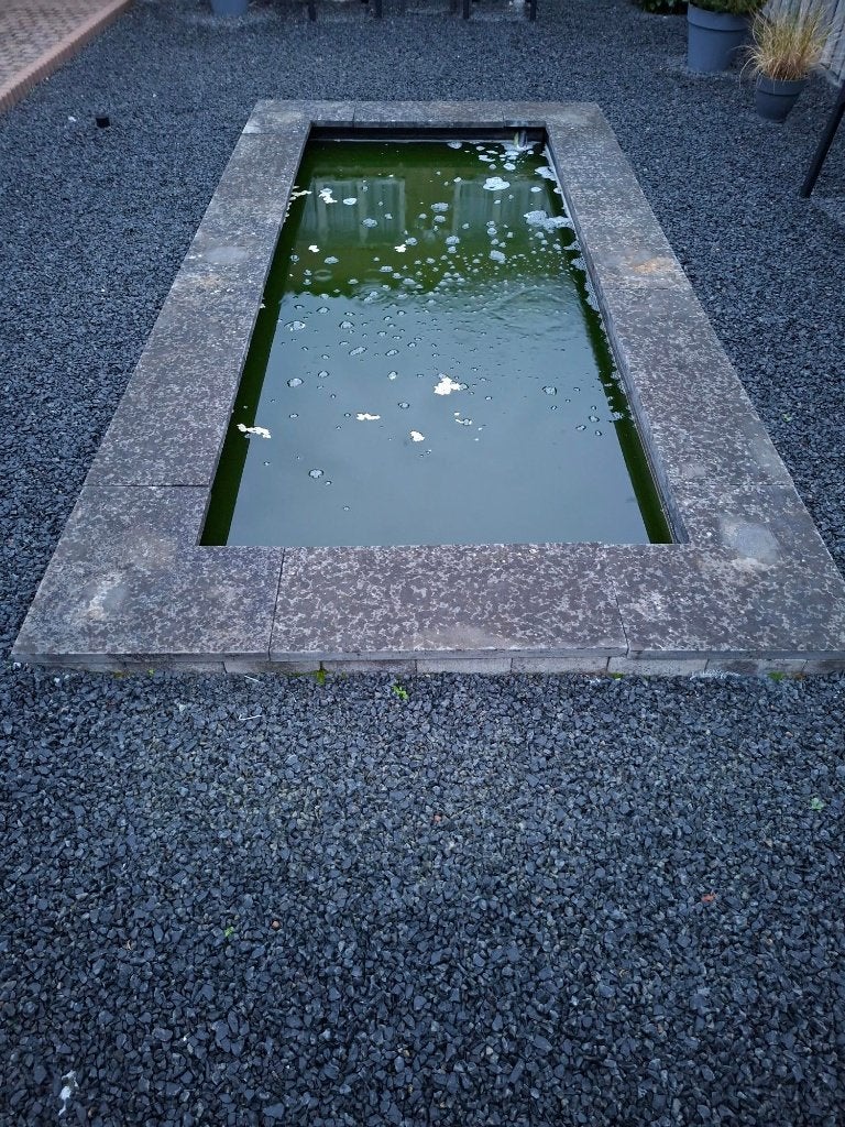 vijverrand, natuursteen, Ophalen, Gebruikt