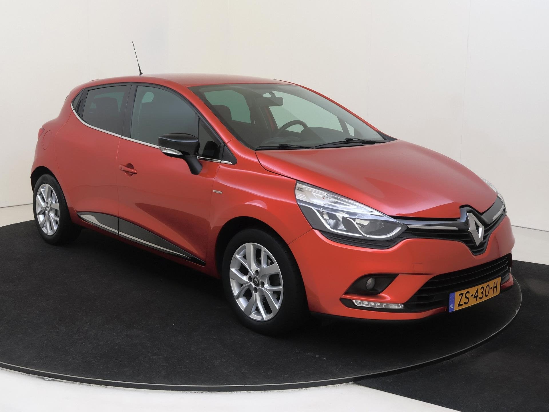 Renault Clio 0.9 TCe Limited | airco | Android auto | cruise, Auto's, Renault, Voorwielaandrijving, 898 cc, Stof, Gebruikt