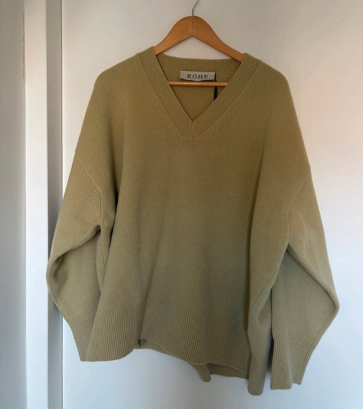 Róhe geweldige trui in een prachtige kleur en kwaliteit wol, Kleding | Dames, Ophalen of Verzenden, Nieuw, Maat 38/40 (M), Overige kleuren