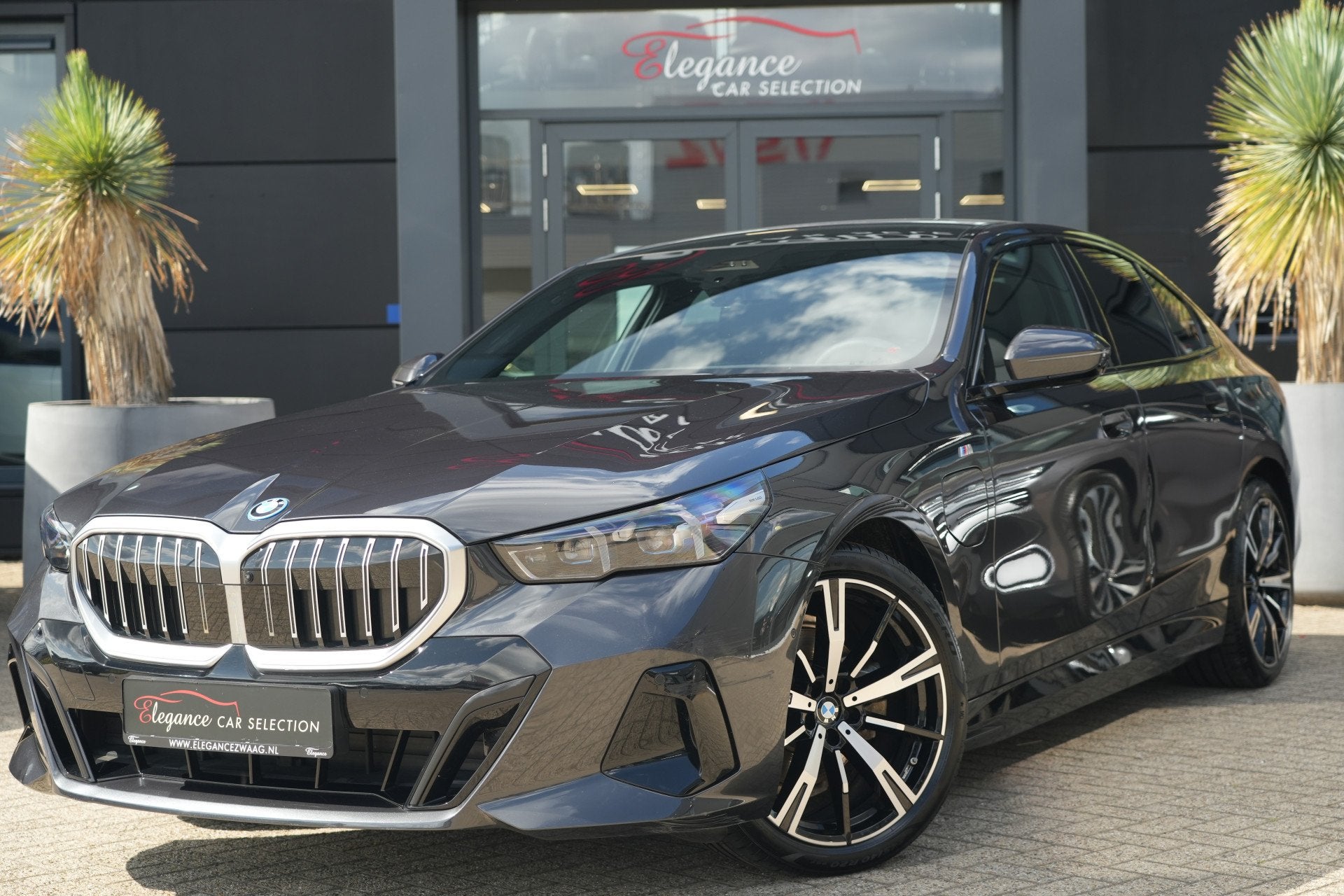BMW 5 Serie 530e M Sport Edition | 300PK | Pano | Harman Kar, Auto's, Automaat, 1998 cc, Achterwielaandrijving, Gebruikt