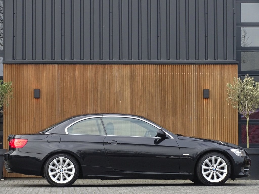 BMW 3 Serie Cabrio 320i 163PK / High Executive / 2012 / M-Sp, Euro 5, 4 cilinders, 4 stoelen, Leder